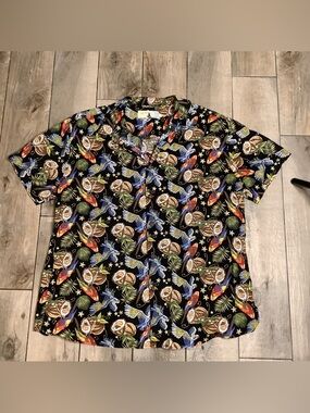 Men's Black Cotton Tropical Print Short-Sleeve Shirt